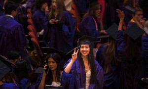 陈冲小女儿许文姗纽约大学毕业！将正式踏入演艺圈